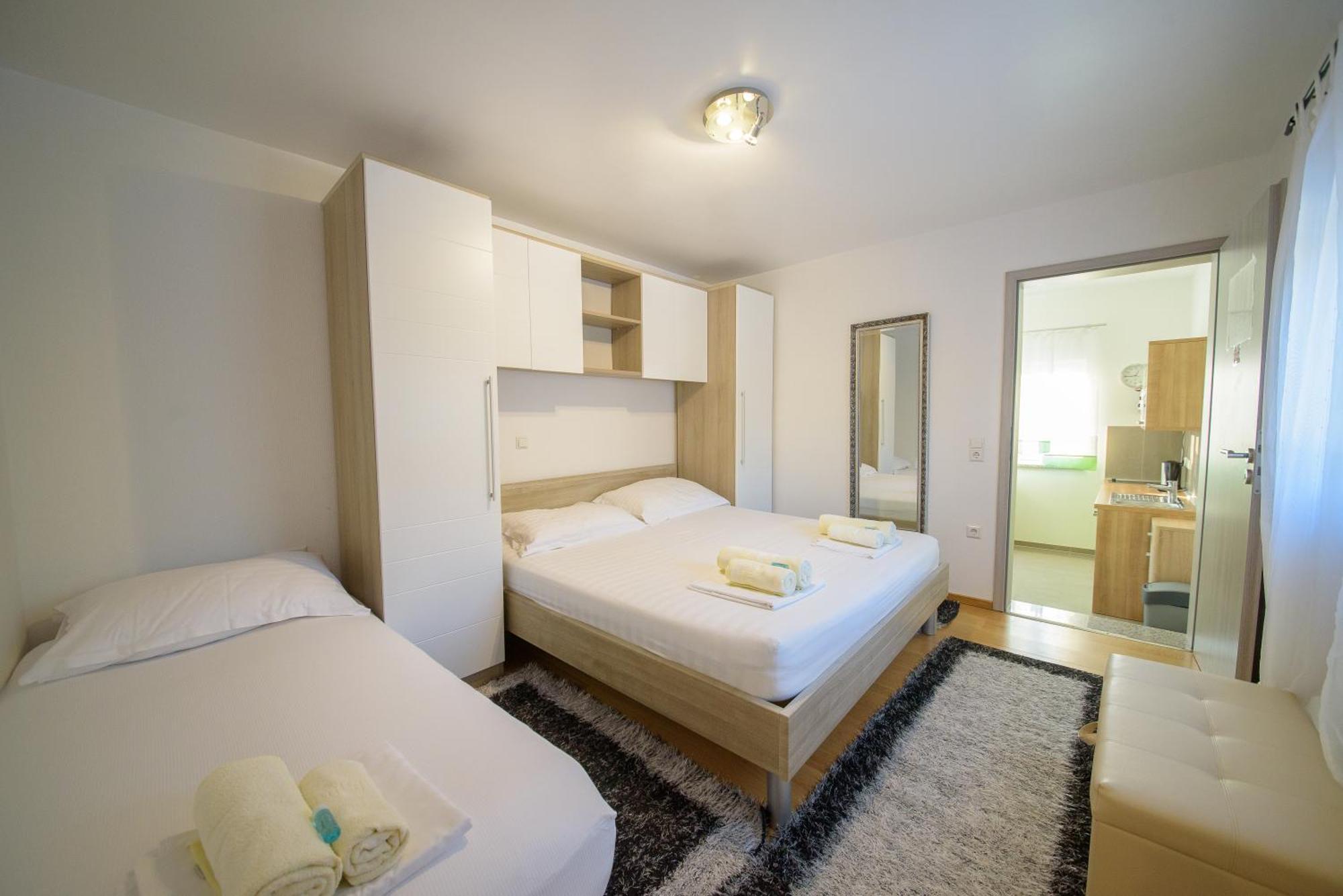 Jeli Apartments スタリグラード 部屋 写真