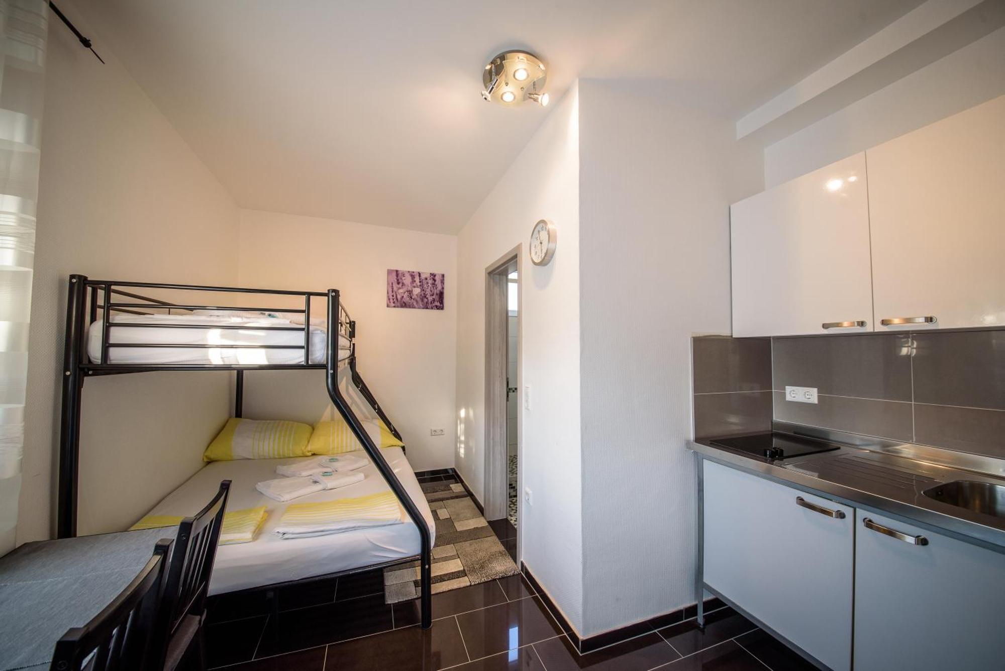 Jeli Apartments スタリグラード 部屋 写真