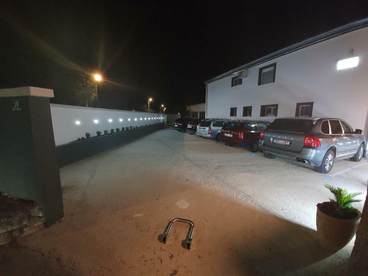 Jeli Apartments スタリグラード エクステリア 写真