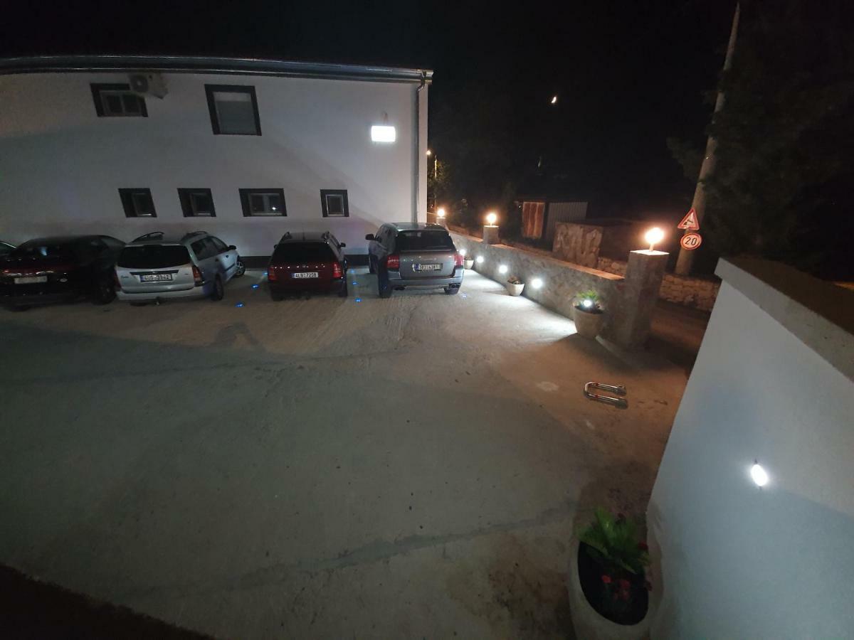 Jeli Apartments スタリグラード エクステリア 写真