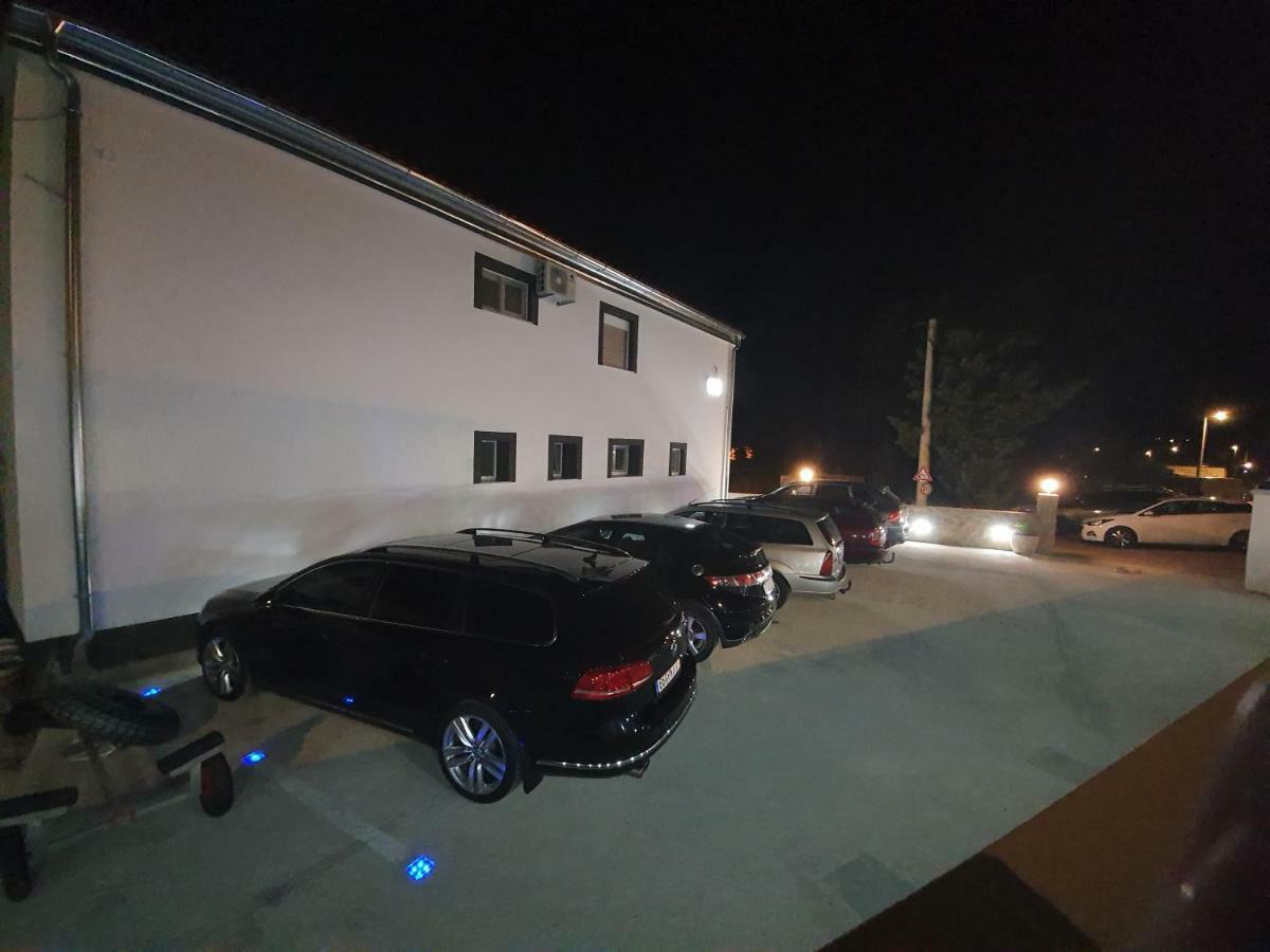 Jeli Apartments スタリグラード エクステリア 写真